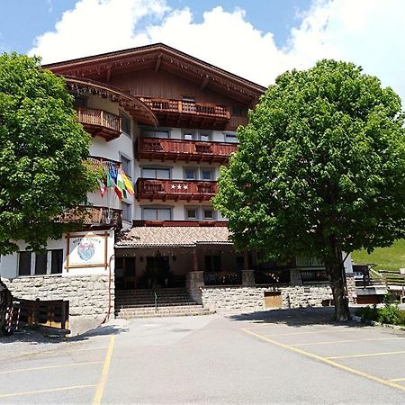 Hotel Europa Pozza di Fassa Exteriér fotografie