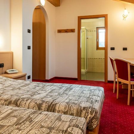Hotel Europa Pozza di Fassa Exteriér fotografie